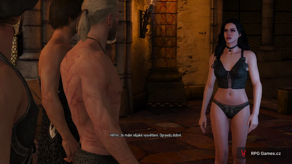 Yennefer přistihne Geralta, Lamberta a Eskele v šatech v Kaer Morhen, Zaklínač 3