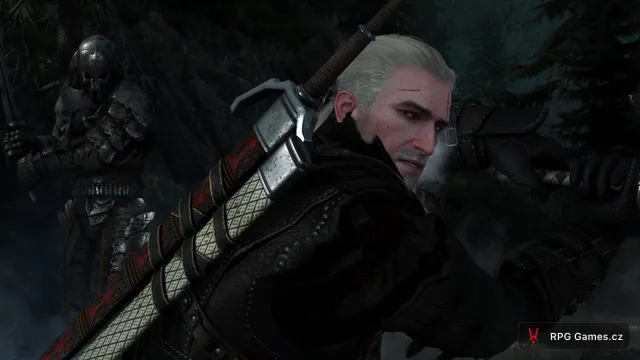 Geralt v bojovém postoji proti válečníkovi Divokého honu v mlze, Zaklínač 3