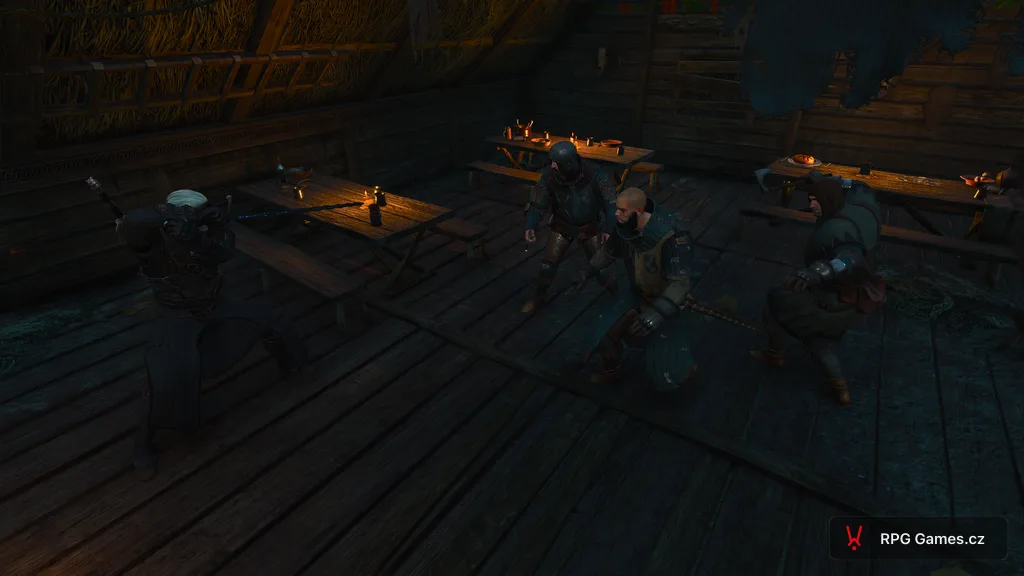 Geralt s mečem proti třem baronovým vojákům v Krčmě na rozcestí, Zaklínač 3