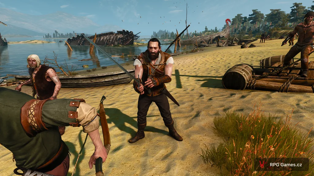 Geralt v boji s piráty na pláži, obouruční meč a vraky lodí ve vodě — Zaklínač 3, Skellige