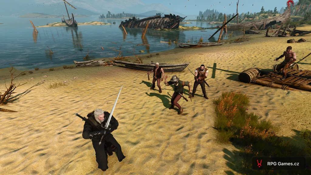 Geralt s mečem proti skupině pirátů na pláži u vraků lodí — Zaklínač 3, Skellige