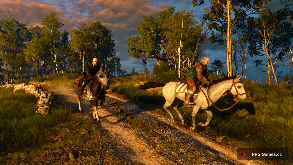 Vesemir a Geralt na koních na cestě v Bělosadu při západu slunce — Zaklínač 3
